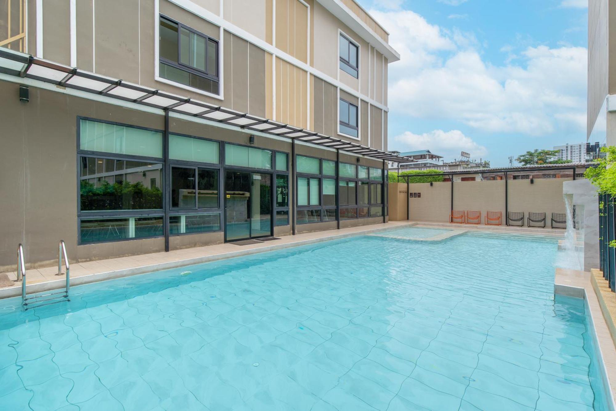 Amanah Bangkok Hotel Zewnętrze zdjęcie